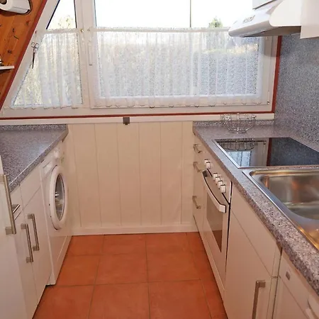 Holiday home Zeltdachhaus Mit Grossem Grundstueck *
